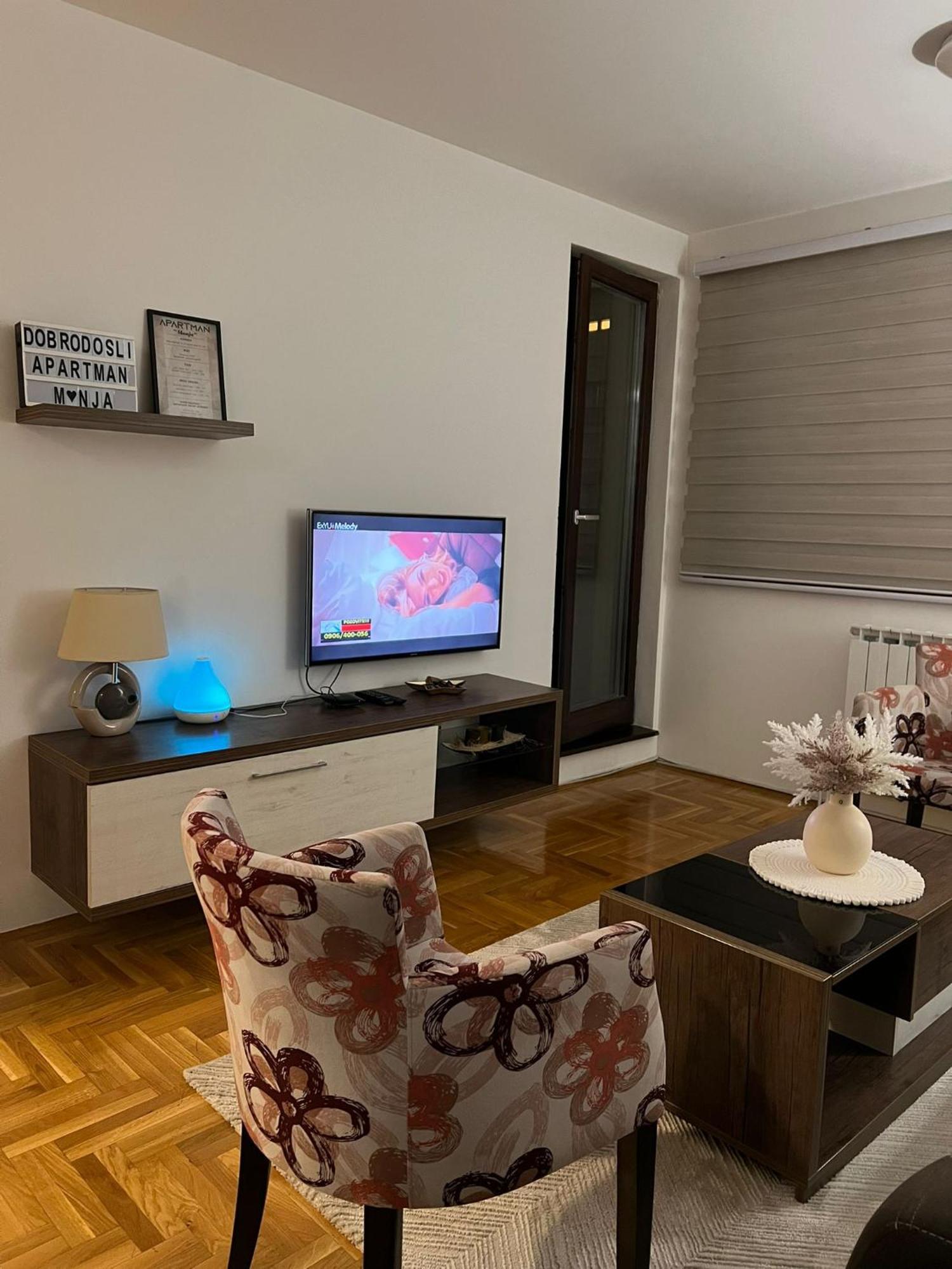 Apartman Manja Lukavica Екстериор снимка